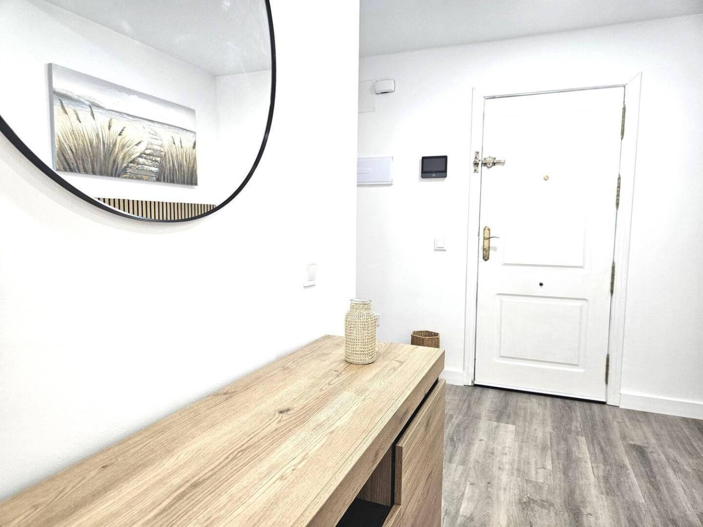 Apartment Lovely In Nueva Andalucia Pass The Keys *