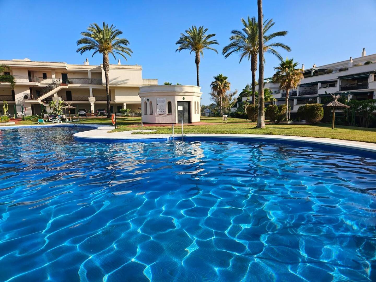 Lovely In Nueva Andalucia Pass The Keys *