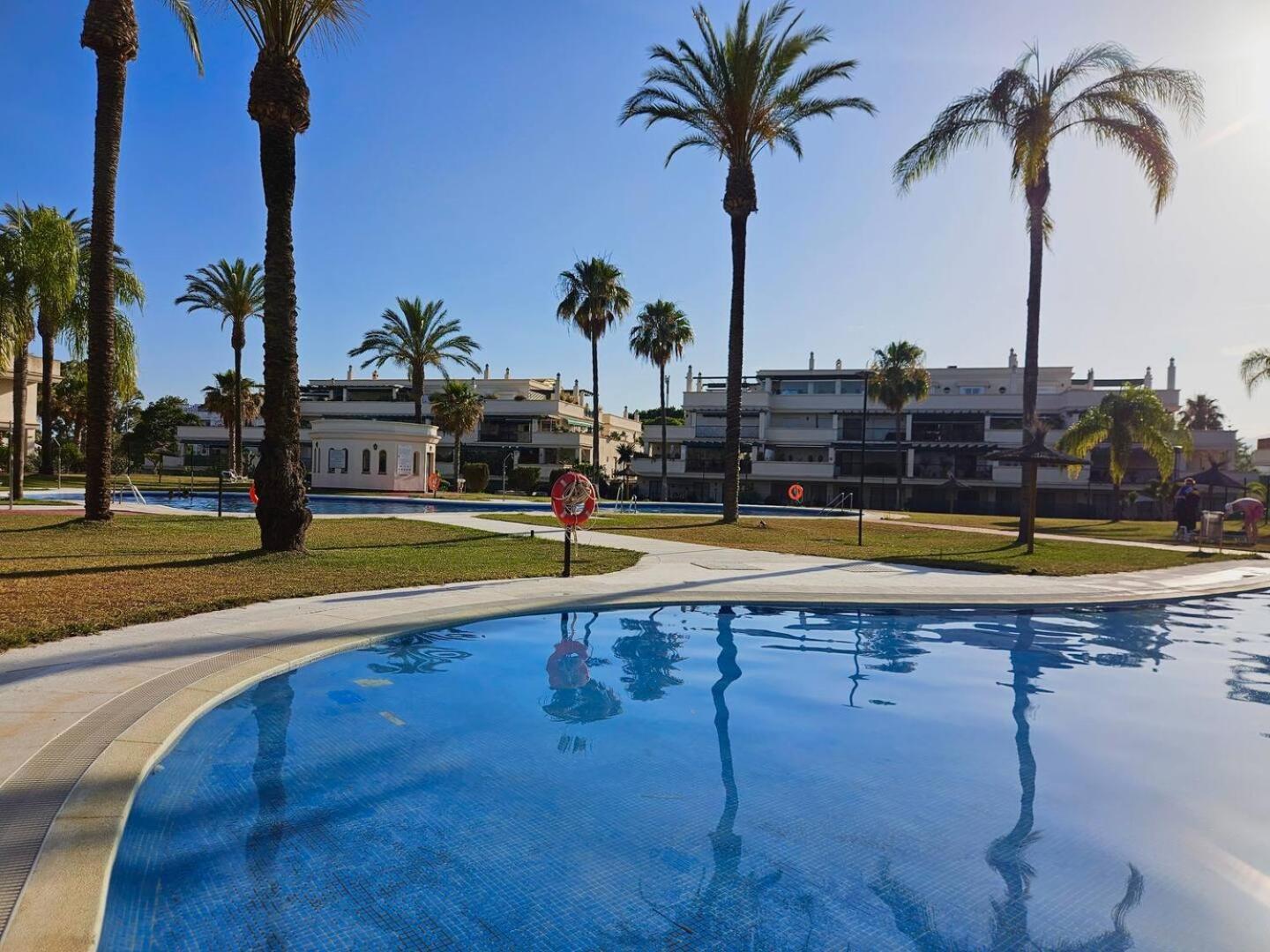 Apartment Lovely In Nueva Andalucia Pass The Keys *