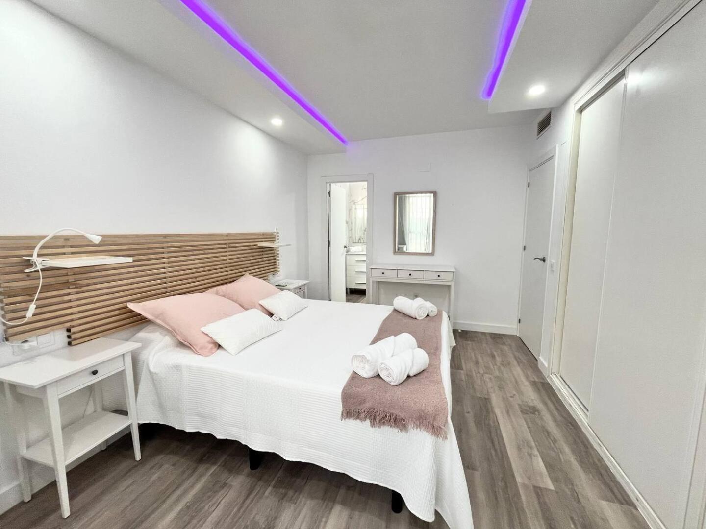 Lovely In Nueva Andalucia Pass The Keys Apartment