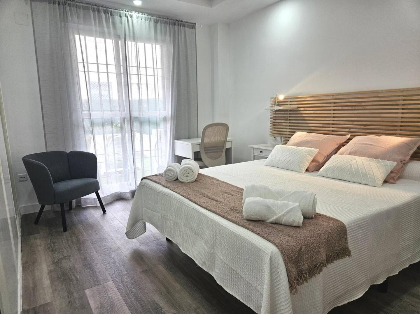 Apartment Lovely In Nueva Andalucia Pass The Keys